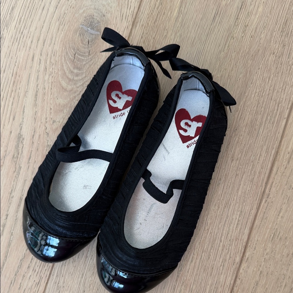 Stride Rite Black Ballet Flats with Bow